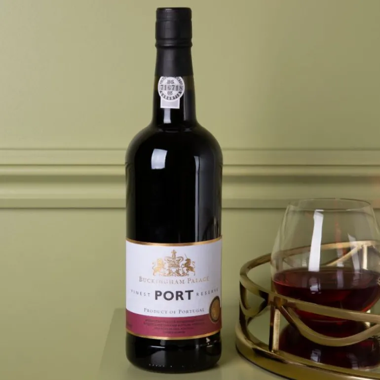 Buckingham Palace Port
